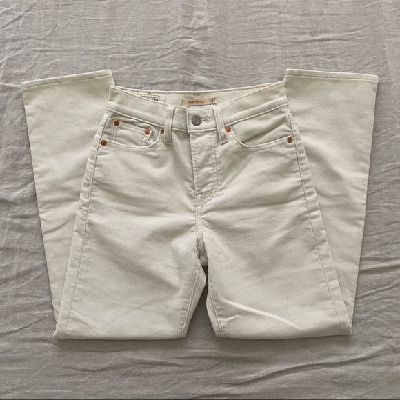 Levi's Pants - Levi's Cream Wedgie Straight Jeans